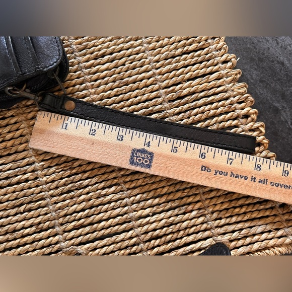 Leather clutch with wristlet - Picture 8 of 15